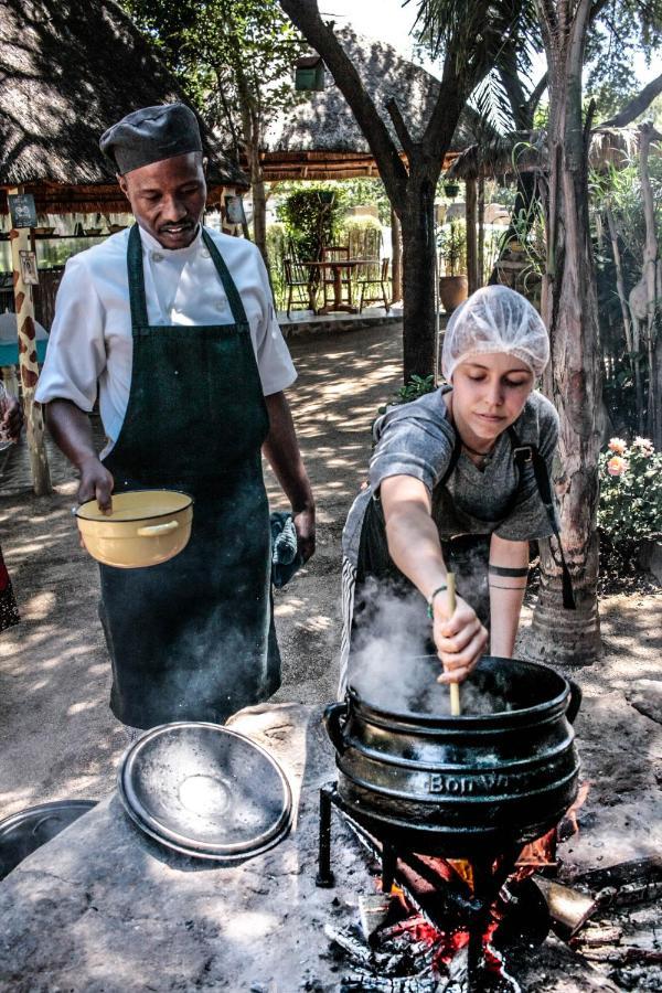 Хостел Lebo'S Soweto Backpackers Екстер'єр фото